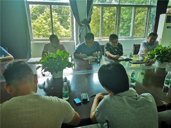 1544060809917083.jpg 8.jpg