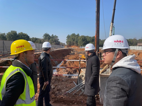 1610499688734420.jpg 南昌市政建設(shè)黨委副書記張世東湖南名門國(guó)際指導(dǎo)工作6003.jpg