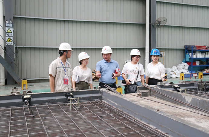 1626137412892665.jpg 江西外語外貿(mào)陳大勝光臨市政遠(yuǎn)大調(diào)研裝配式建筑6911.jpg