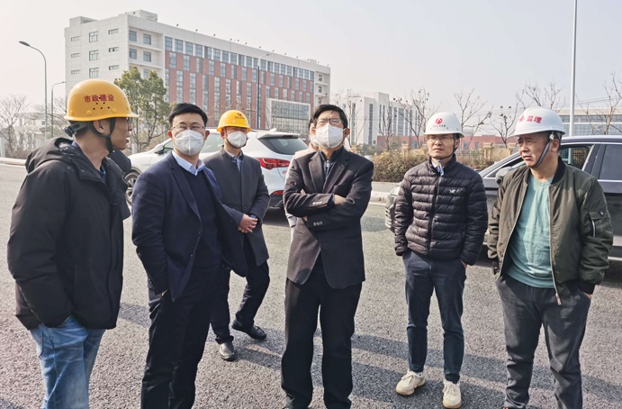 市政公用集團(tuán)副總經(jīng)理柯斌來到S49楓生快速路北段提升改造工程檢查指導(dǎo) 市政公用集團(tuán)副總經(jīng)理柯斌來到S49楓生快速路北段提升改造工程檢查指導(dǎo)