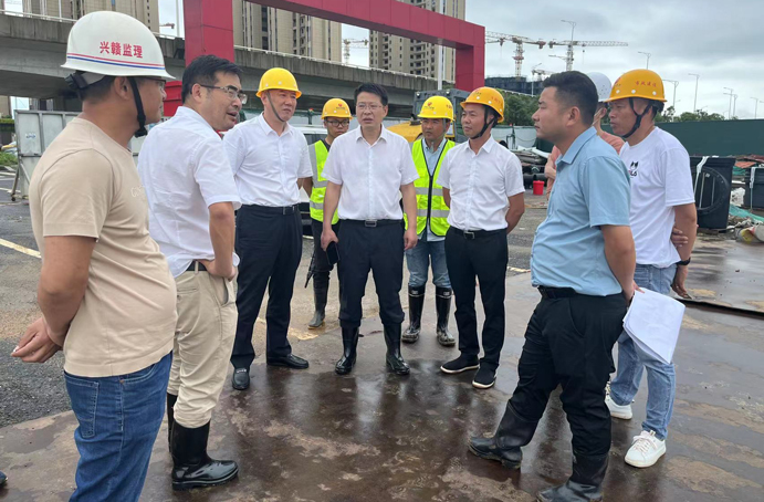市政公用集團黨委委員、督查督辦室部長劉順保到杭州路項目調研