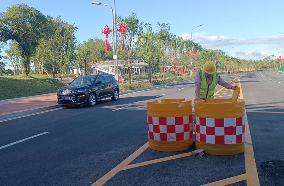 南昌市政建設集團開展占道施工安全專項整治行動 南昌市政建設集團開展占道施工安全專項整治行動