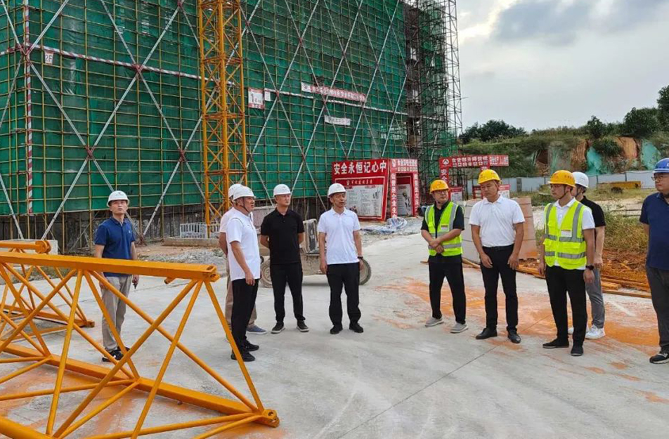 萬(wàn)義輝到S49項(xiàng)目、市政公用城三期項(xiàng)目調(diào)研