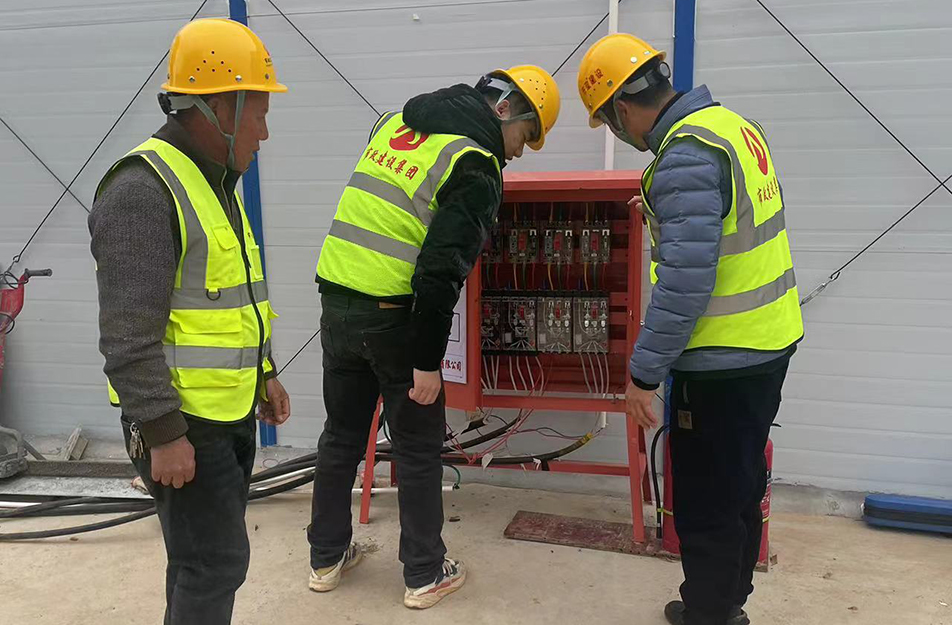 應(yīng)對(duì)低溫雨雪冰凍天氣 市政建設(shè)人在行動(dòng) 應(yīng)對(duì)低溫雨雪冰凍天氣 市政建設(shè)人在行動(dòng)