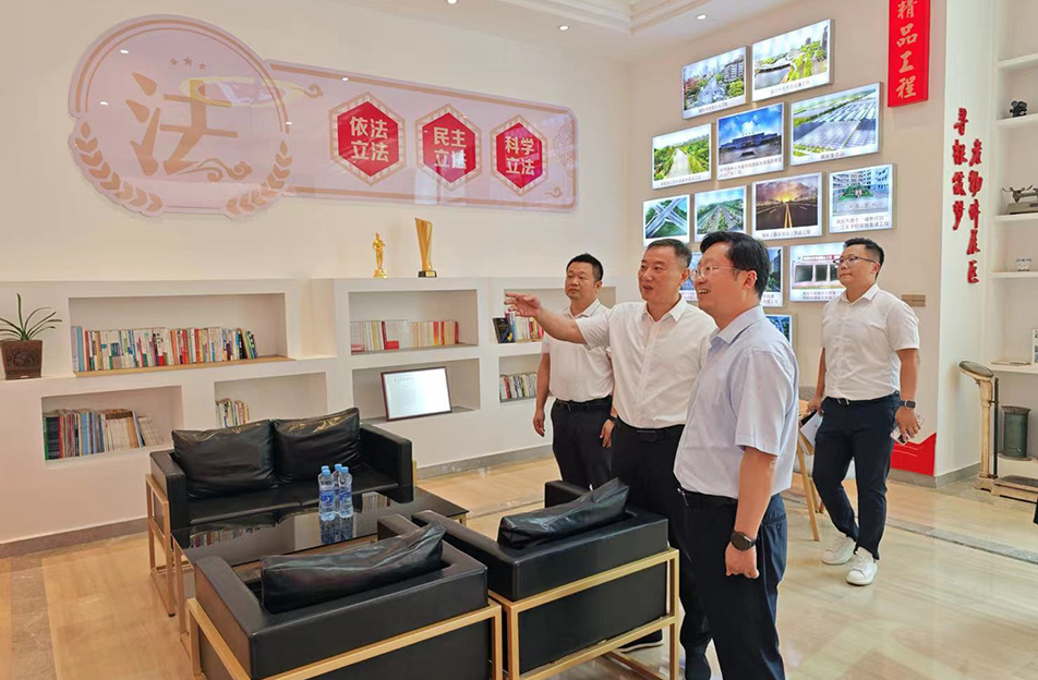 南昌市人大常委會副主任譚紹木到南昌市政建設集團有限公司調研 南昌市人大常委會副主任譚紹木到南昌市政建設集團有限公司調研