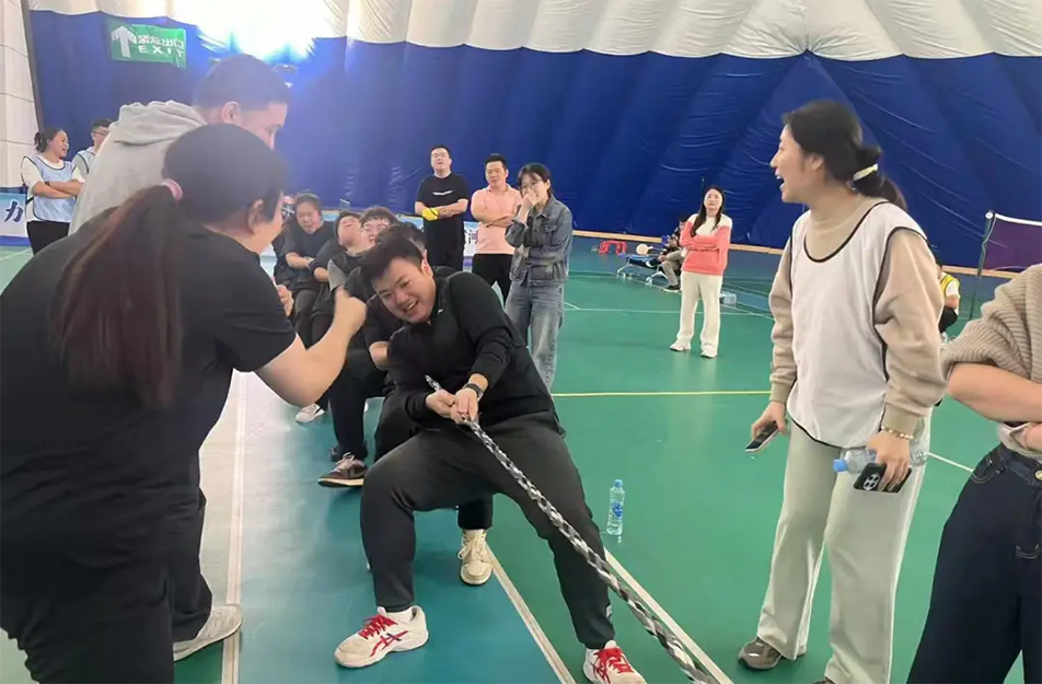 南昌市政建設集團有限公司與新宇建設拔河團建活動 南昌市政建設集團有限公司與新宇建設拔河團建活動